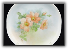 Beverly Harris - Plate with Apricot Roses